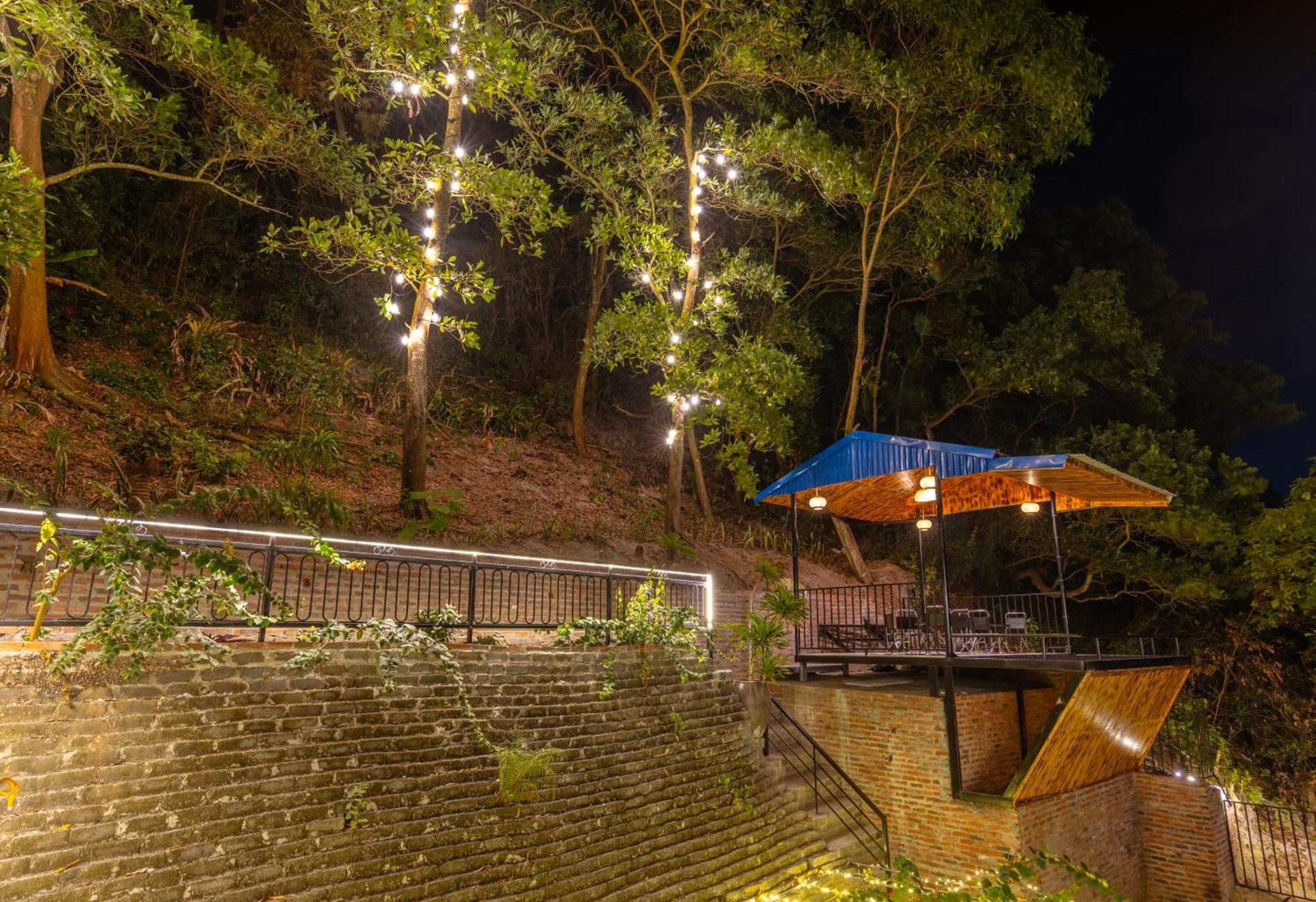 Cat Ba Xanh Spring Garden Hotel Dong Khe Sau Esterno foto